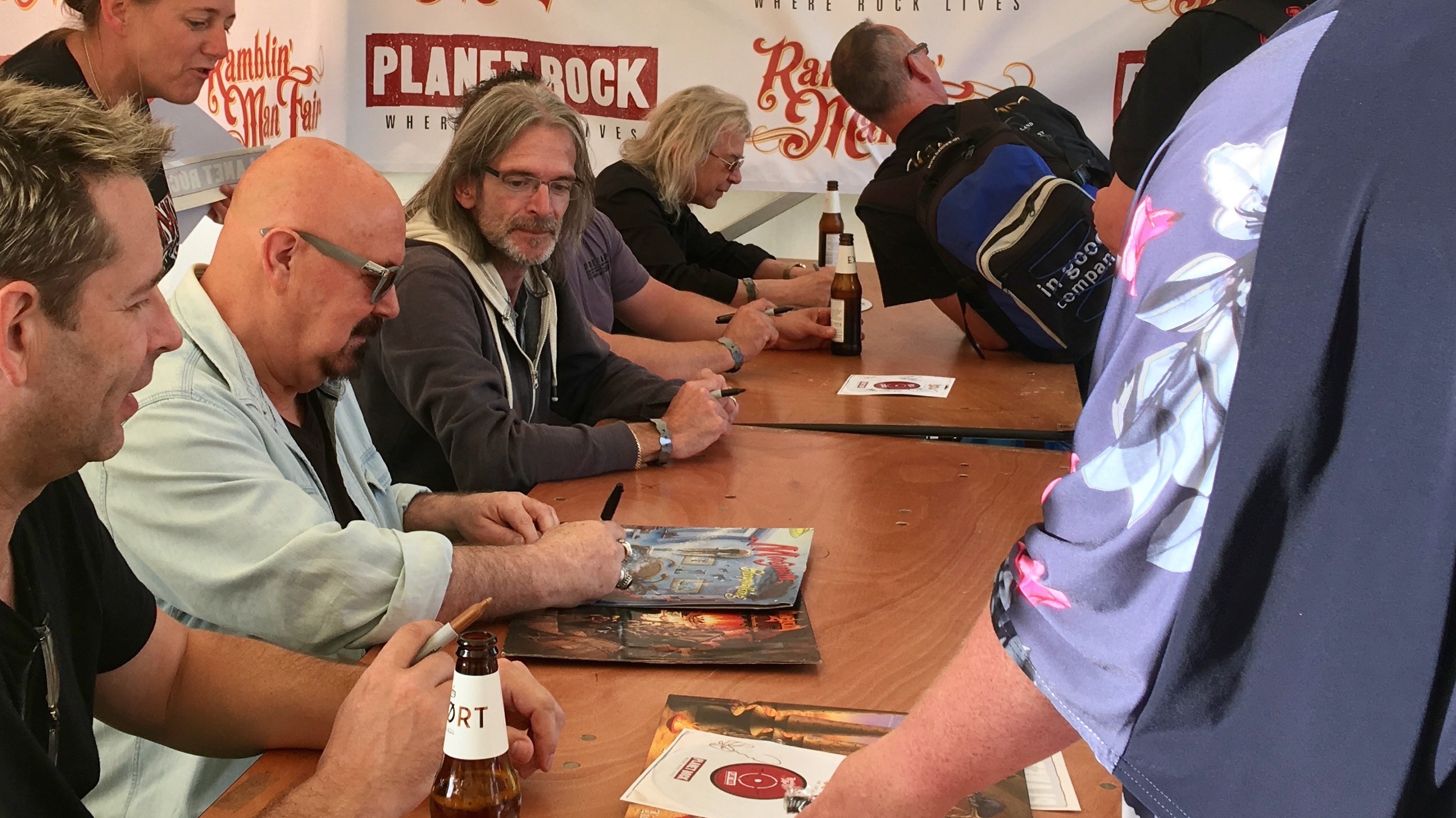 Signing Session