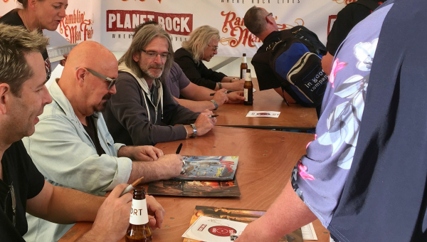Signing Session